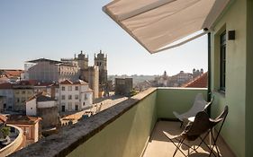 The Cathedral'S Terrace
